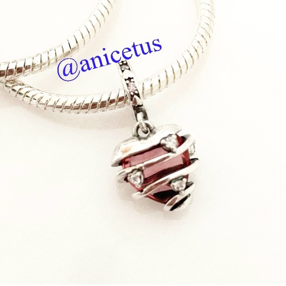 (Sold)NWOT S925 Sterling Silver Reveal Your Love Heart Spiral Dangle Charm